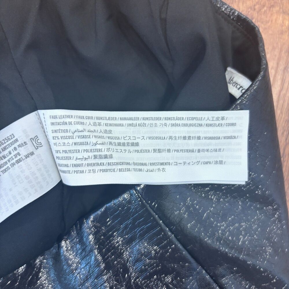 Abercrombie & Fitch Navy Vegan Leather Mini Skirt High Waisted Size M Side Zip - Picture 5 of 9